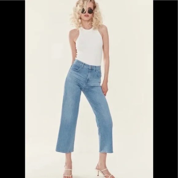 Denim - J Brand Joan Crop High Rise Jeans Powdered Wide  Leg Size 25